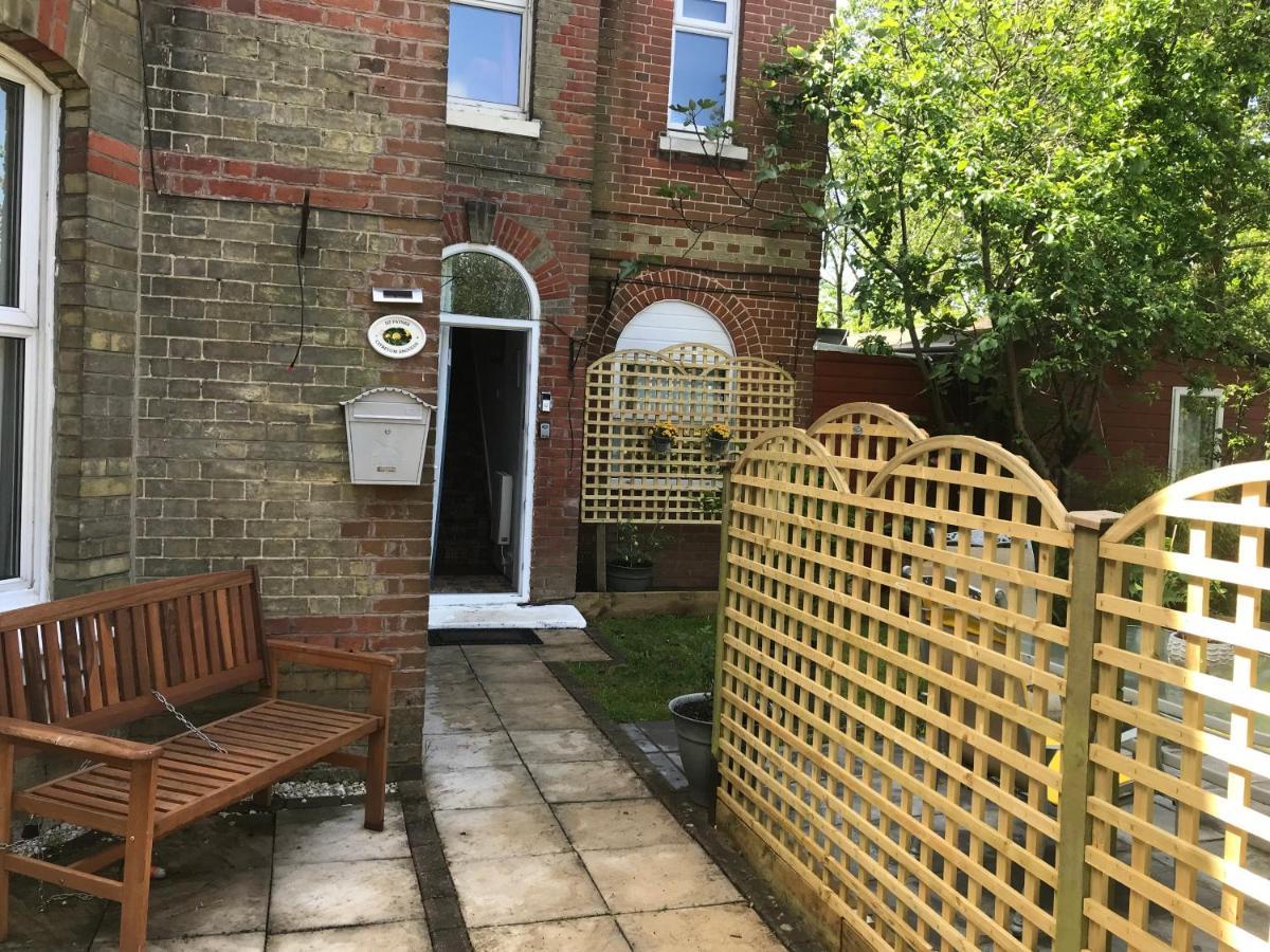 Citretum Angulus Apartment Southampton Exterior photo